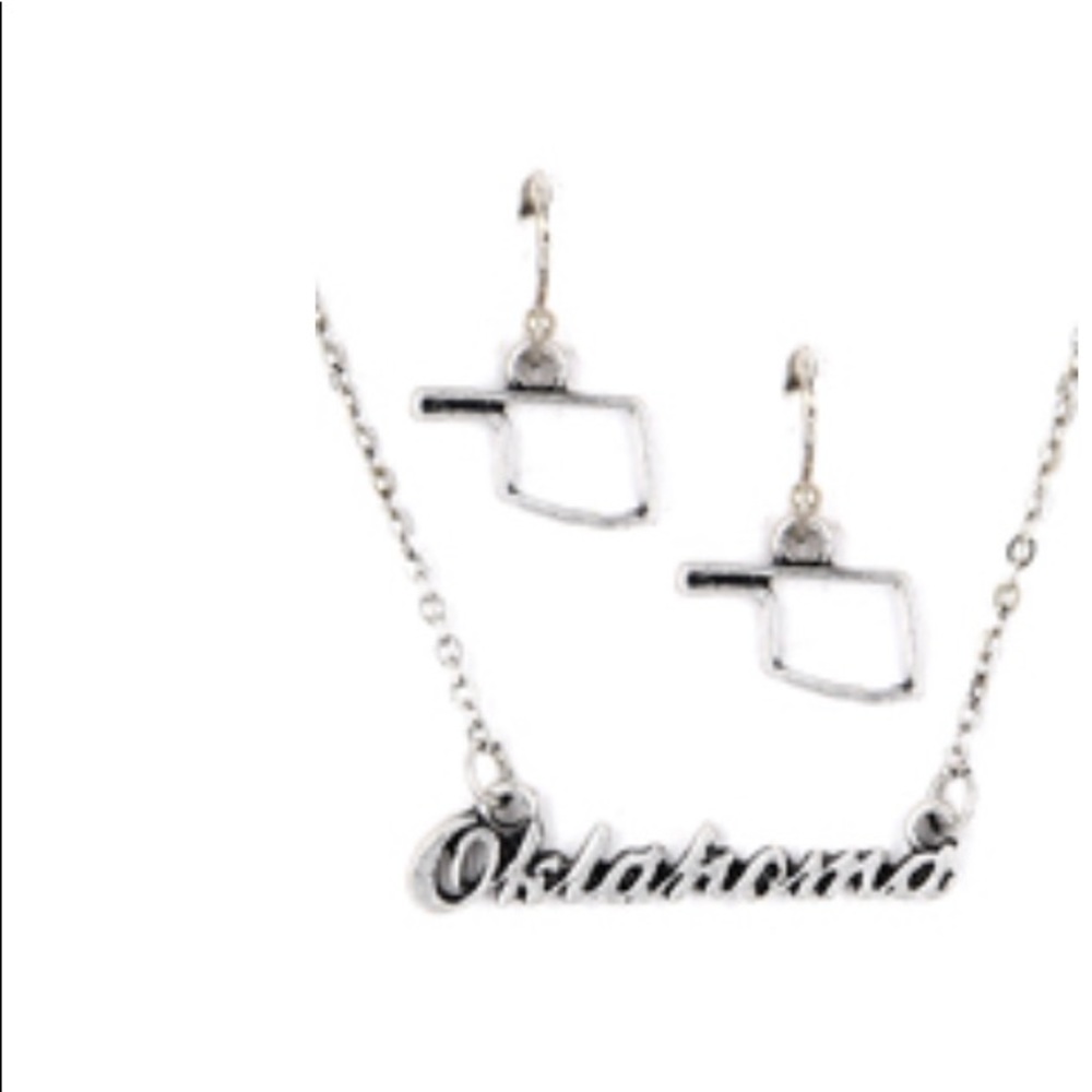 Jewelry - Picture 6 of 8